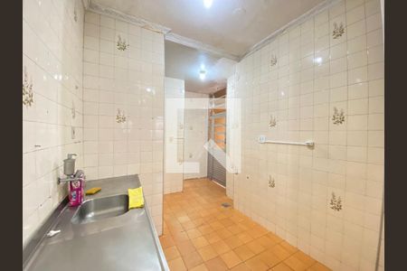 Casa à venda com 100m², 3 quartos e 1 vaga Casa à venda com 100m², 3 quartos e 1 vagaCozinha