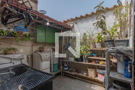 Casa à venda com 100m², 2 quartos e 1 vagaÁrea de Serviço