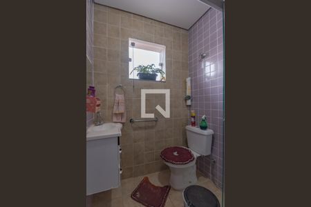 Casa à venda com 100m², 2 quartos e 1 vagaBanheiro