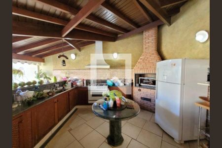 Casa à venda com 417m², 4 quartos e 4 vagas