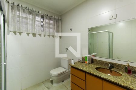 Casa à venda com 110m², 4 quartos e 3 vagas Casa à venda com 110m², 4 quartos e 3 vagasBanheiro