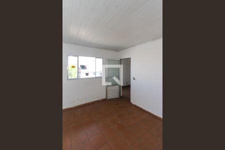 Casa à venda com 300m², 4 quartos e 6 vagas Casa à venda com 300m², 4 quartos e 6 vagasQuarto de Serviço