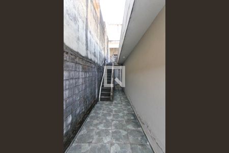 Casa à venda com 300m², 4 quartos e 6 vagas Casa à venda com 300m², 4 quartos e 6 vagasCorredor