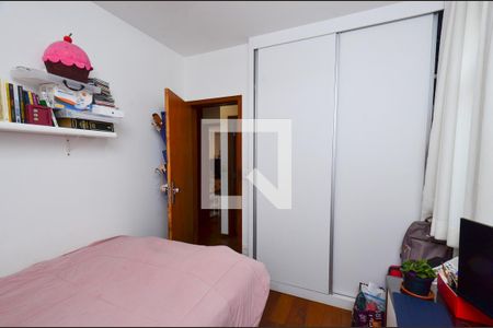 Apartamento à venda com 100m², 3 quartos e 1 vagaQuarto3