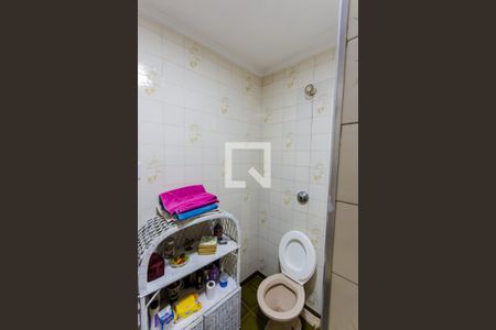 Casa à venda com 300m², 2 quartos e 4 vagas Casa à venda com 300m², 2 quartos e 4 vagasBanheiro