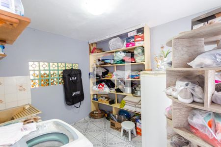 Casa à venda com 300m², 2 quartos e 4 vagas Casa à venda com 300m², 2 quartos e 4 vagasÁrea de Serviço