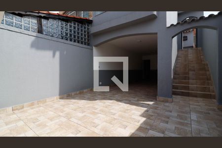 Casa à venda com 264m², 3 quartos e 3 vagas Casa à venda com 264m², 3 quartos e 3 vagasGaragem