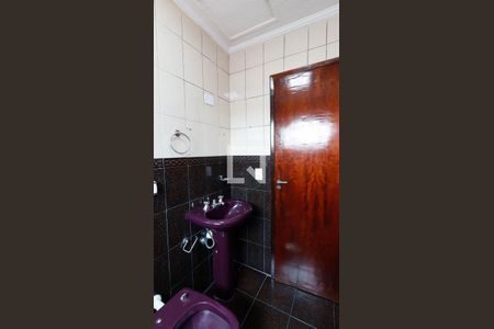 Casa à venda com 264m², 3 quartos e 3 vagas Casa à venda com 264m², 3 quartos e 3 vagasBanheiro