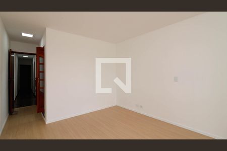 Casa à venda com 264m², 3 quartos e 3 vagas Casa à venda com 264m², 3 quartos e 3 vagasSuíte