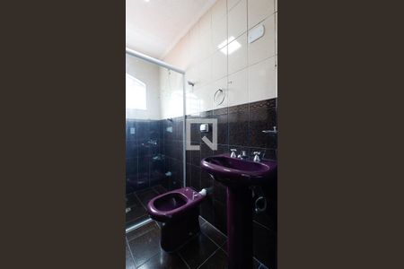 Casa à venda com 264m², 3 quartos e 3 vagas Casa à venda com 264m², 3 quartos e 3 vagasBanheiro