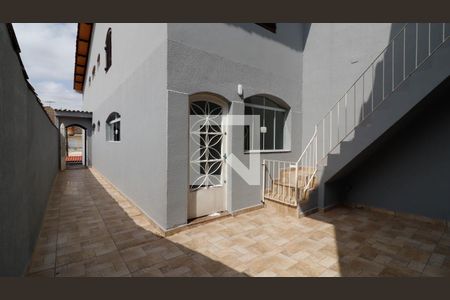 Casa à venda com 264m², 3 quartos e 3 vagas Casa à venda com 264m², 3 quartos e 3 vagasCorredor