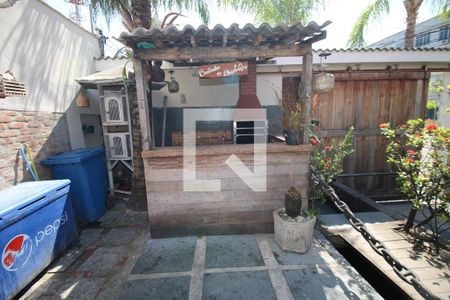 Casa à venda com 110m², 3 quartos e 8 vagasChurrasqueira