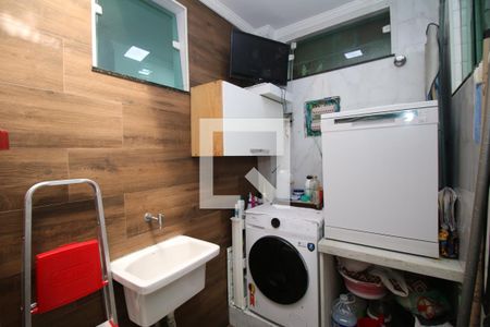 Casa à venda com 110m², 3 quartos e 8 vagasÁrea de Serviço