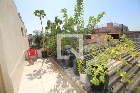 Casa à venda com 110m², 3 quartos e 8 vagasJardim