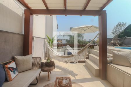 Casa de condomínio à venda com 320m², 4 quartos e 2 vagas Casa de condomínio à venda com 320m², 4 quartos e 2 vagasSótão - Varanda
