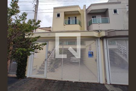 Casa à venda com 152m², 3 quartos e 3 vagasFachada