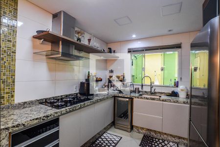 Casa à venda com 152m², 3 quartos e 3 vagasCozinha