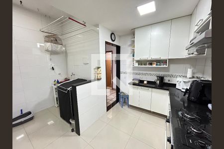 Apartamento à venda com 65m², 2 quartos e 1 vagaCozinha