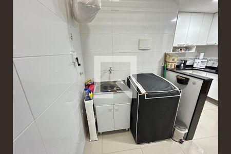 Apartamento à venda com 65m², 2 quartos e 1 vagaÁrea de Serviço
