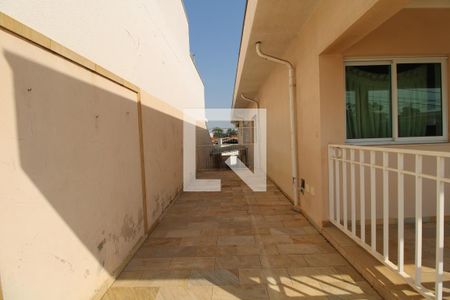 Casa à venda com 379m², 4 quartos e 10 vagas Casa à venda com 379m², 4 quartos e 10 vagasQuintal, jardim e Garagem