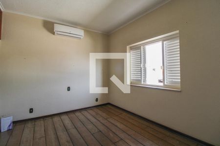 Casa à venda com 379m², 4 quartos e 10 vagas Casa à venda com 379m², 4 quartos e 10 vagasQuarto 2