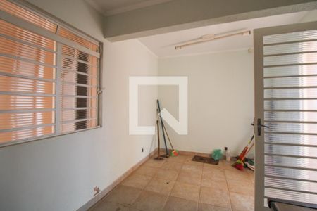 Casa à venda com 379m², 4 quartos e 10 vagas Casa à venda com 379m², 4 quartos e 10 vagasDepósito