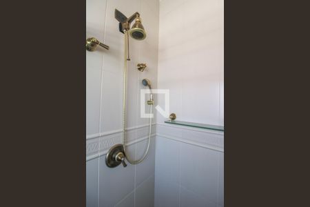 Casa à venda com 379m², 4 quartos e 10 vagas Casa à venda com 379m², 4 quartos e 10 vagasBanheiro Social