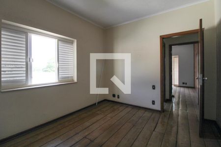 Casa à venda com 379m², 4 quartos e 10 vagas Casa à venda com 379m², 4 quartos e 10 vagasQuarto 3 (suíte)