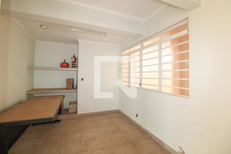 Casa à venda com 379m², 4 quartos e 10 vagas Casa à venda com 379m², 4 quartos e 10 vagasDepósito