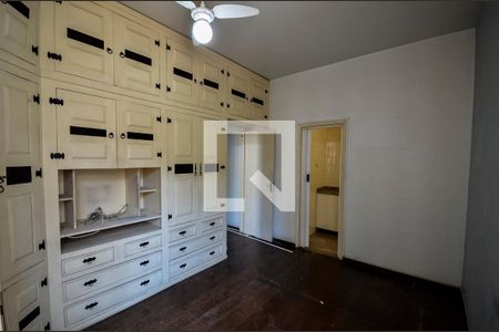 Casa de condomínio à venda com 63m², 2 quartos e sem vaga Casa de condomínio à venda com 63m², 2 quartos e sem vagaSuíte