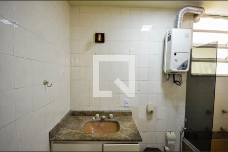 Casa de condomínio à venda com 63m², 2 quartos e sem vaga Casa de condomínio à venda com 63m², 2 quartos e sem vagaBanheiro da Suíte