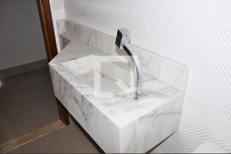 Casa à venda com 182m², 3 quartos e 3 vagas Casa à venda com 182m², 3 quartos e 3 vagasDetalhe - Lavabo