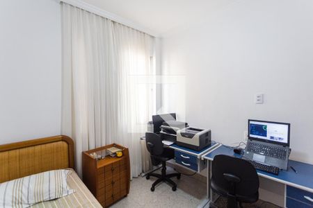 Apartamento à venda com 250m², 4 quartos e 4 vagas Apartamento à venda com 250m², 4 quartos e 4 vagasQuarto 3