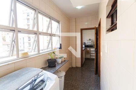 Apartamento à venda com 250m², 4 quartos e 4 vagas Apartamento à venda com 250m², 4 quartos e 4 vagasÁrea de Serviço