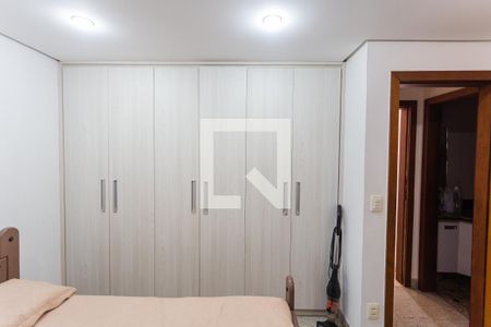 Apartamento à venda com 250m², 4 quartos e 4 vagas Apartamento à venda com 250m², 4 quartos e 4 vagasArmário da Suíte 2 na Cobertura