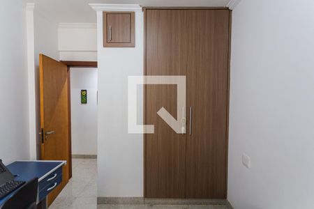 Apartamento à venda com 250m², 4 quartos e 4 vagas Apartamento à venda com 250m², 4 quartos e 4 vagasArmário do Quarto 3
