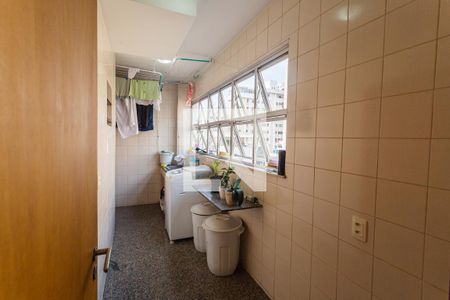 Apartamento à venda com 250m², 4 quartos e 4 vagas Apartamento à venda com 250m², 4 quartos e 4 vagasÁrea de Serviço