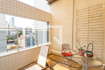 Apartamento à venda com 250m², 4 quartos e 4 vagas Apartamento à venda com 250m², 4 quartos e 4 vagasVaranda da Sala 2 na Cobertura