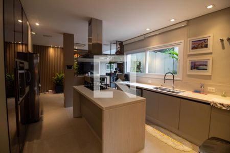 Casa à venda com 247m², 4 quartos e 2 vagasCozinha