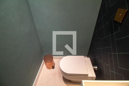 Casa à venda com 247m², 4 quartos e 2 vagasLavabo