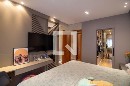 Casa à venda com 247m², 4 quartos e 2 vagasSuíte 3