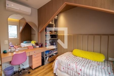 Casa à venda com 247m², 4 quartos e 2 vagasSuíte 1