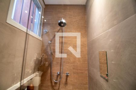 Casa à venda com 250m², 4 quartos e 2 vagasBanheiro da Suíte 2