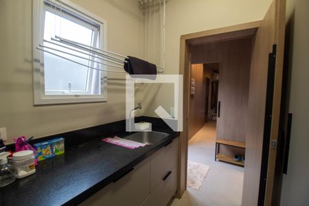 Casa à venda com 250m², 4 quartos e 2 vagasÁrea de Serviço