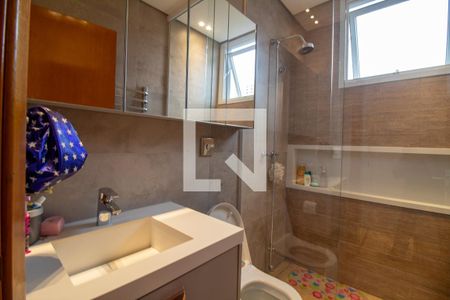 Casa à venda com 250m², 4 quartos e 2 vagasBanheiro da Suíte 1