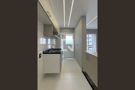 Apartamento à venda com 67m², 3 quartos e 2 vagasCozinha