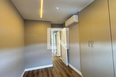 Apartamento à venda com 67m², 3 quartos e 2 vagasQuarto 2