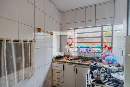 Casa à venda com 400m², 4 quartos e 3 vagas Casa à venda com 400m², 4 quartos e 3 vagasSala 2