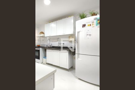 Casa à venda com 198m², 3 quartos e 1 vagaCozinha - Armários