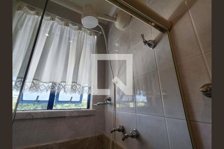 Apartamento à venda com 400m², 3 quartos e 3 vagas Apartamento à venda com 400m², 3 quartos e 3 vagasBanheiro da Suíte 2